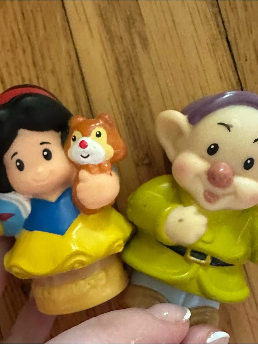 Fisher Price Little People Disney Snow White Cottage Y3723 Tested w/Figures